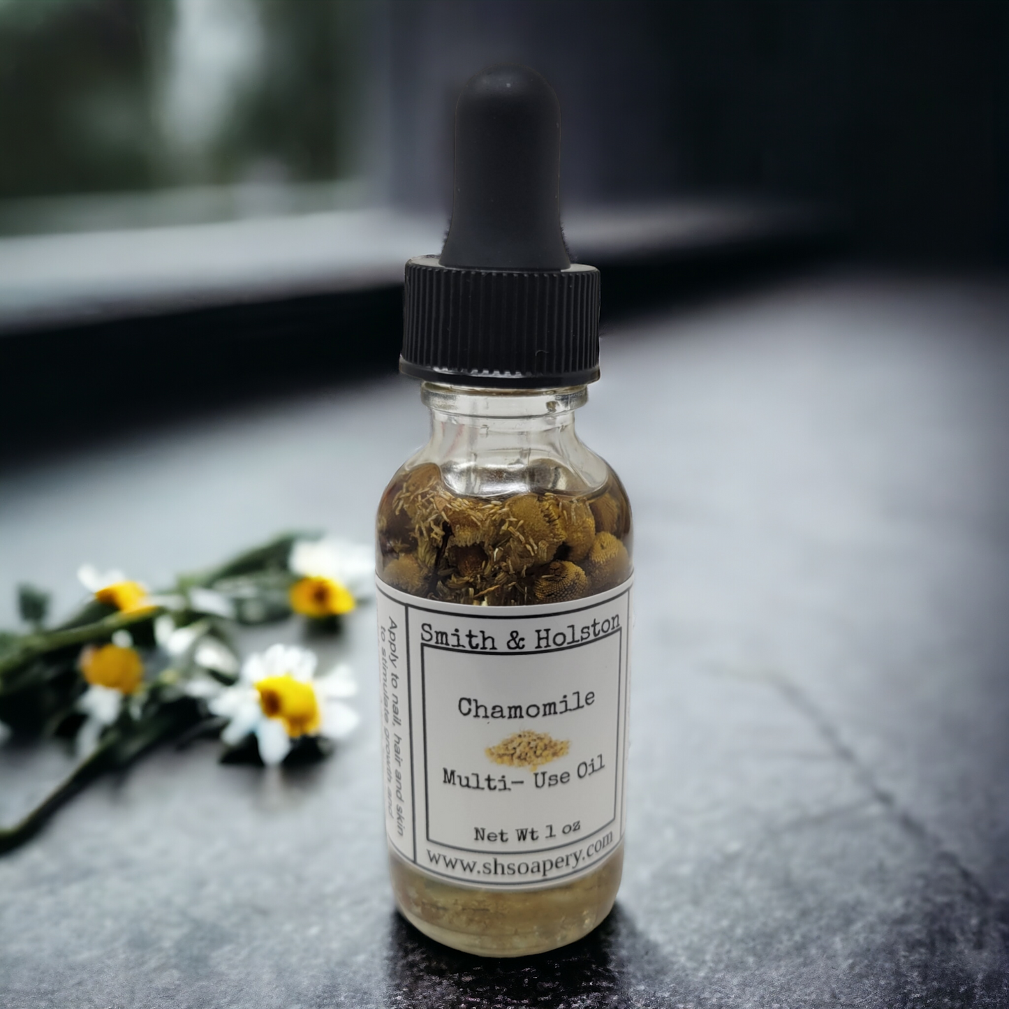 Chamomile Multi-Use Oil: Versatile Elixir for Hair, Nails, and Body